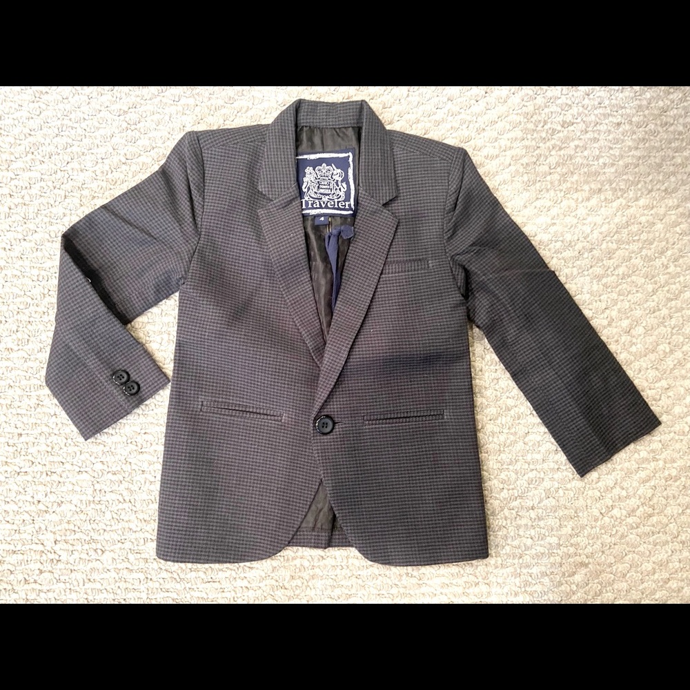 Gray check cotton boy’s blazer. New w tags.